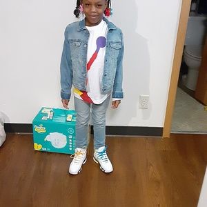 Meet your Posher, Deandre